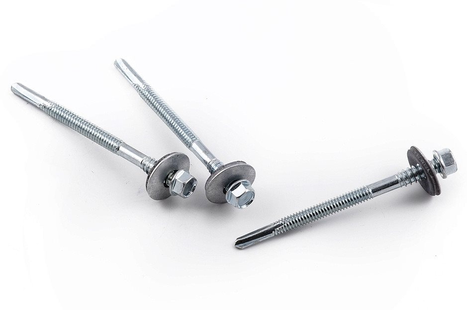 фото саморезов сэндвич-панели