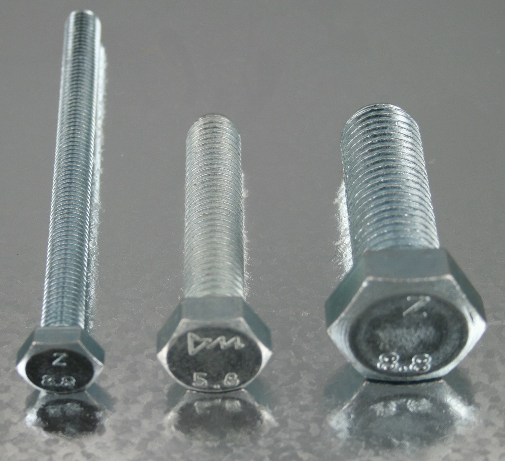 фото болтов дин 933