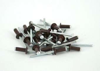 Купить Заклепка ал./ст. 3,2x8 ral 8017 (коричневый шоколад) оптом